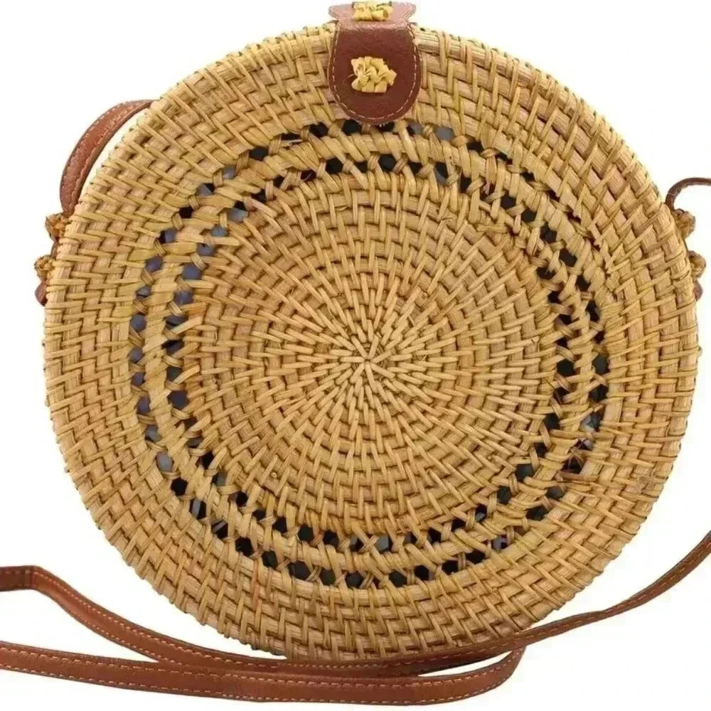 HANDMADE Round RATTAN Bag (Natural Color)